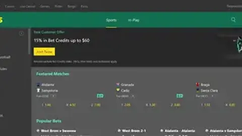 “曼联：全球知名似可口可乐，十万观众球场人气爆棚！”